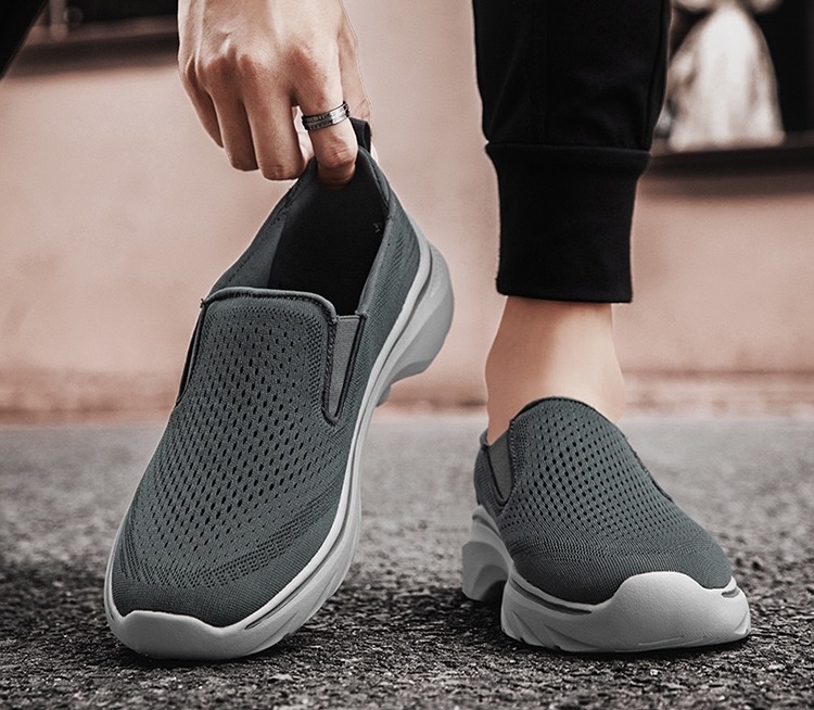V Slip-Ons