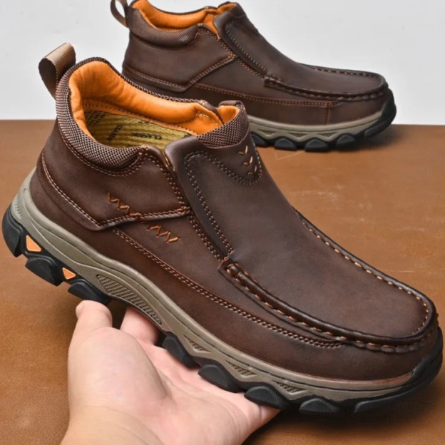 Handcrafted Leather Shoes – Orthopedic Arch Support & Wide Toe Box