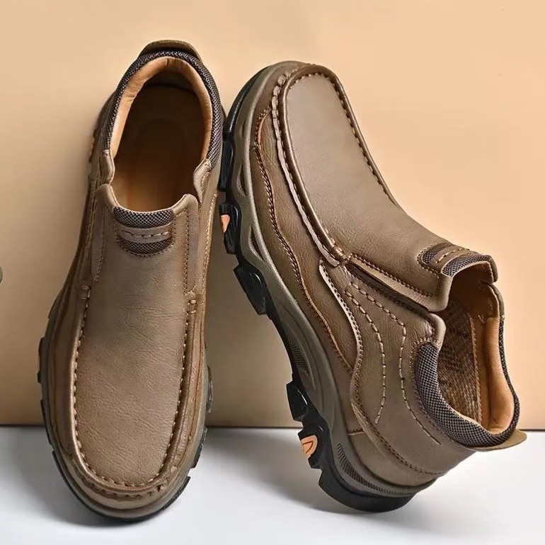 Comfort Fit Short Boots – Handcrafted Leather for Everyday Wear