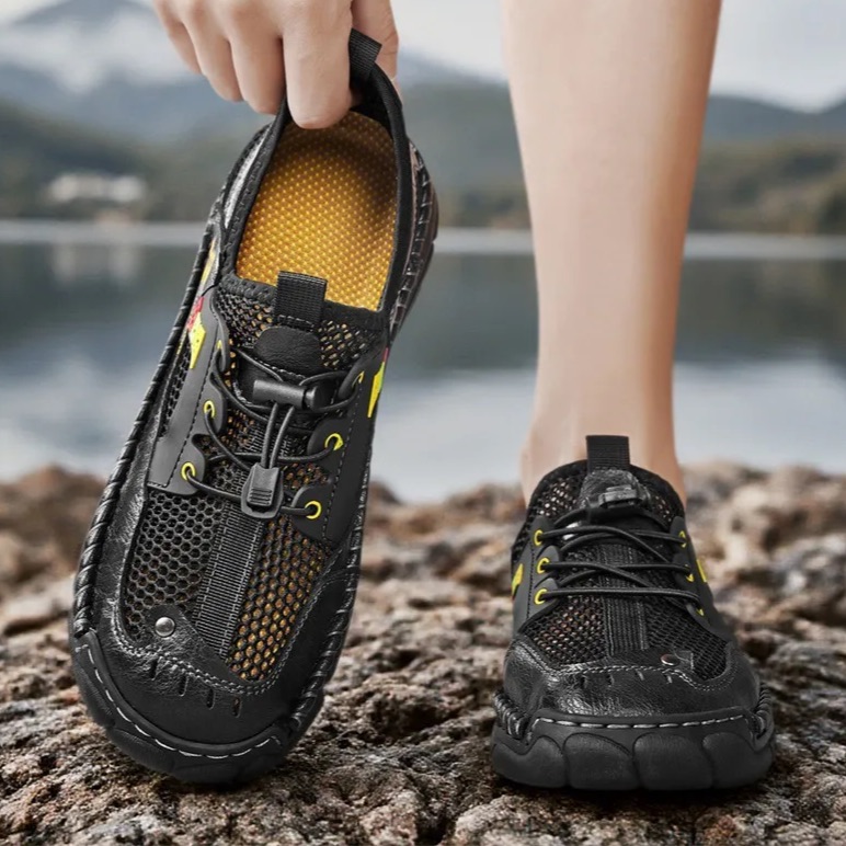 Men's Closed Toe Breathable Sandals