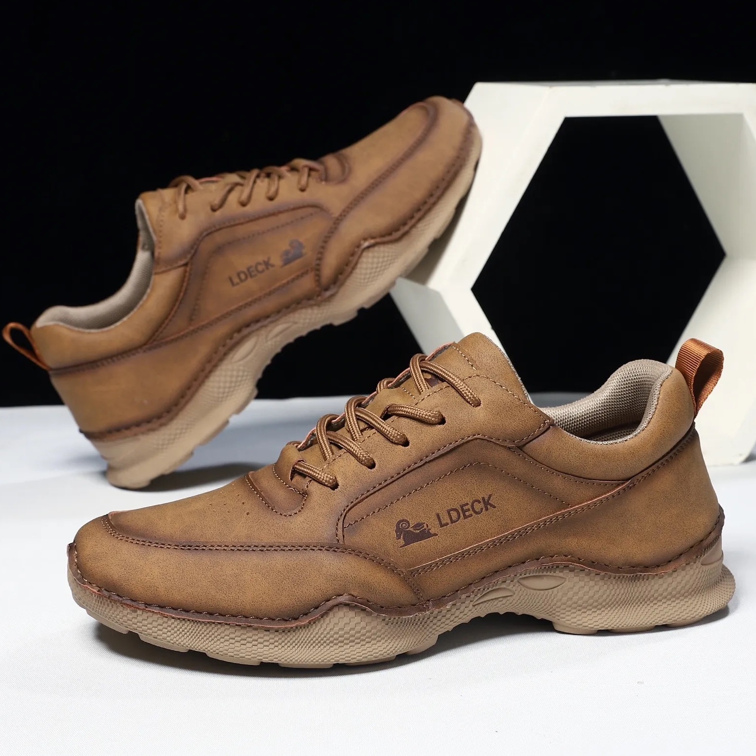 ⏰ Last Day – 45% OFF 🔥 VECTOSOLE® Men’s Handmade Waterproof Leather Walking Shoes