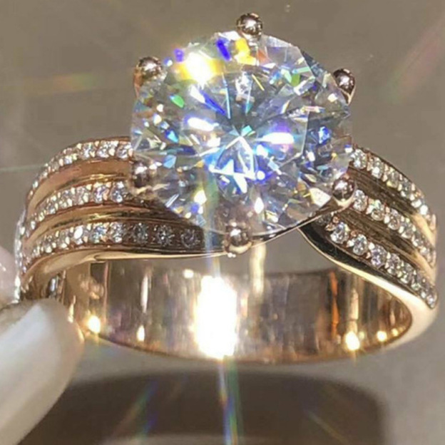 🎁3 Carat Super Sparkling Moissanite Ring