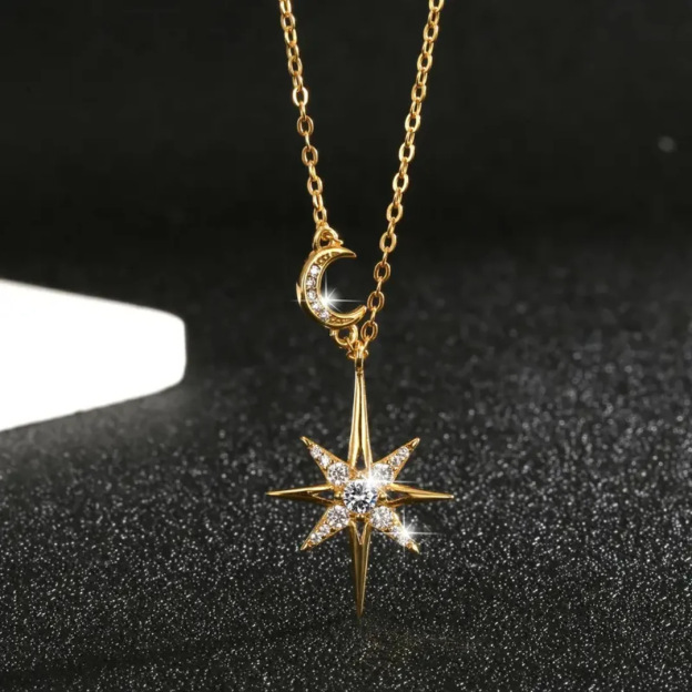 Eight-pointed star moon pendant necklace