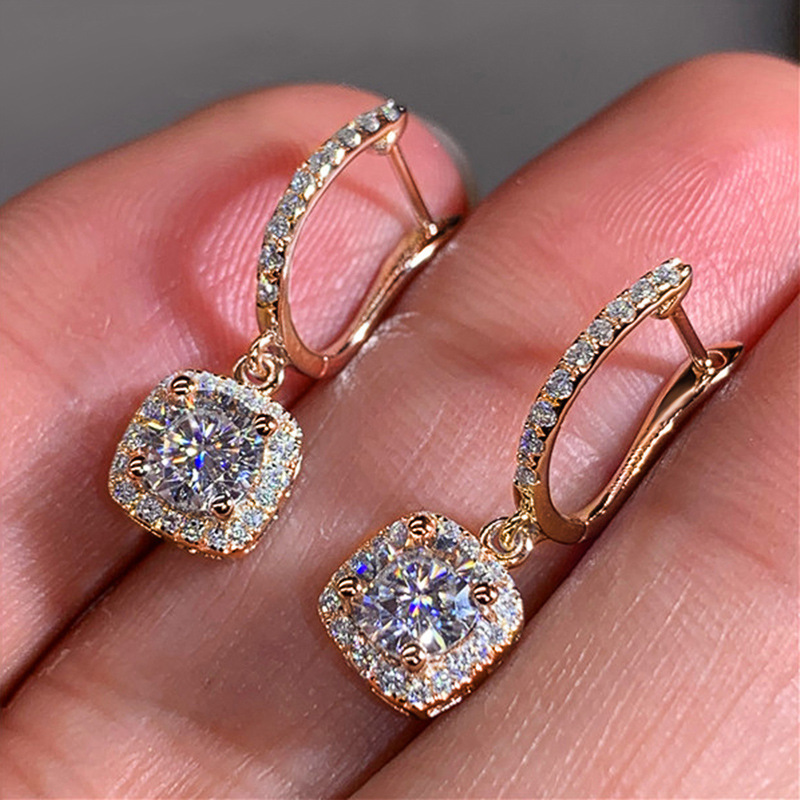 Exquisite gemstone-encrusted versatile earrings