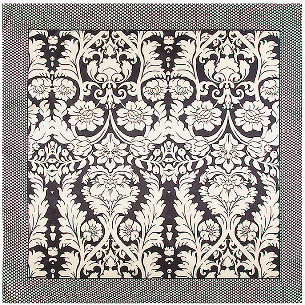 Retro pattern square silk scarf