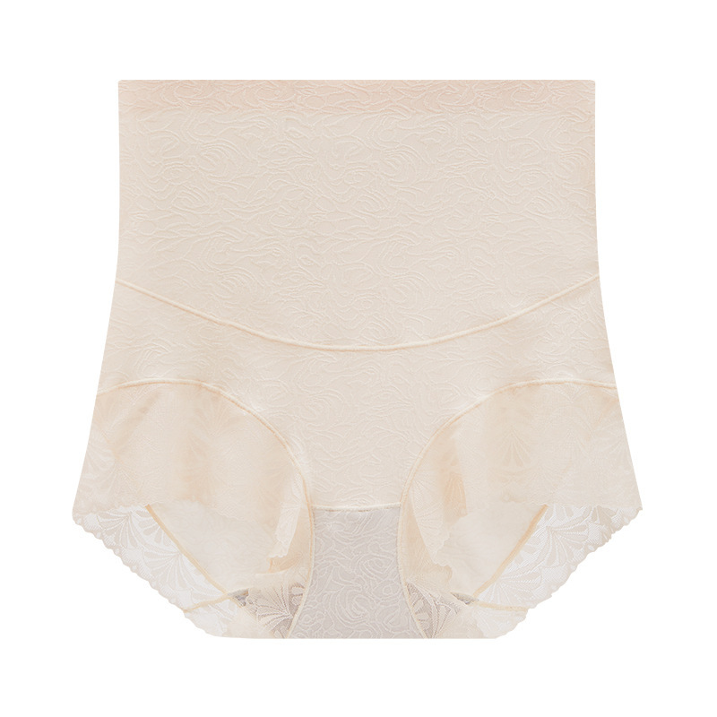 Lekko, bez śladowych majtek biodrowych