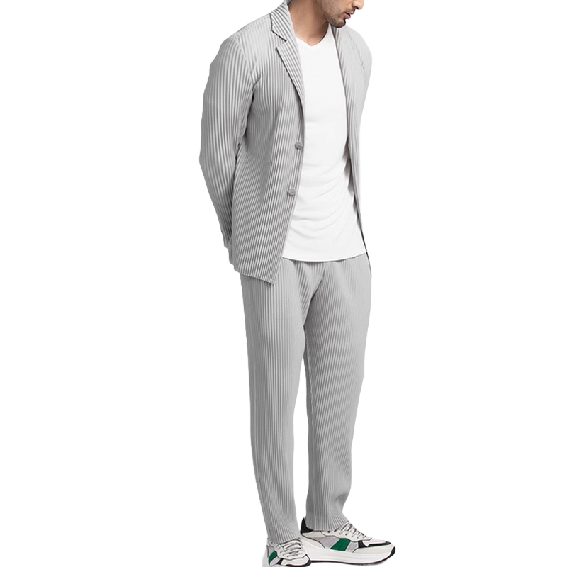 Fashionable Pleated Suit