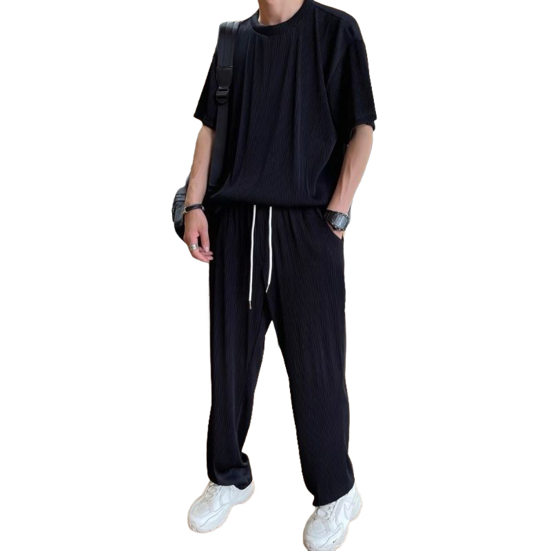 Lightweight comfortable T-shirt and pants set