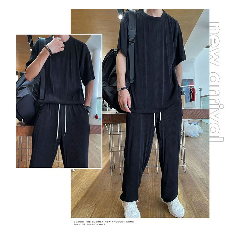 Lightweight comfortable T-shirt and pants set