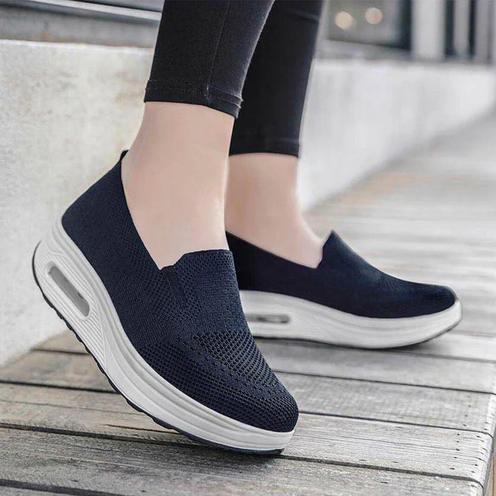 ORTHOPEDIC ARCH-SUPPORT SNEAKERS