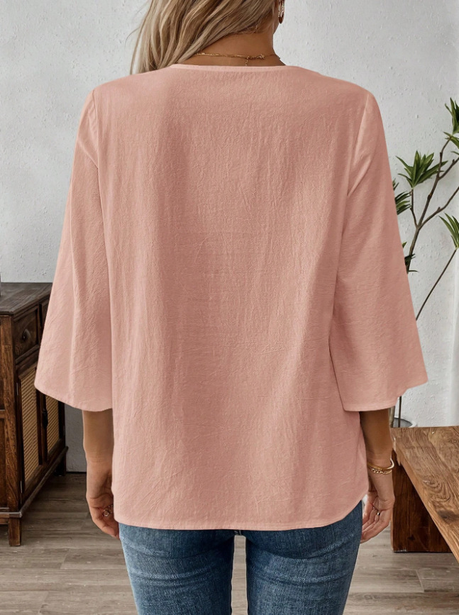 Elegant and fashionable solid color lace loose shirt