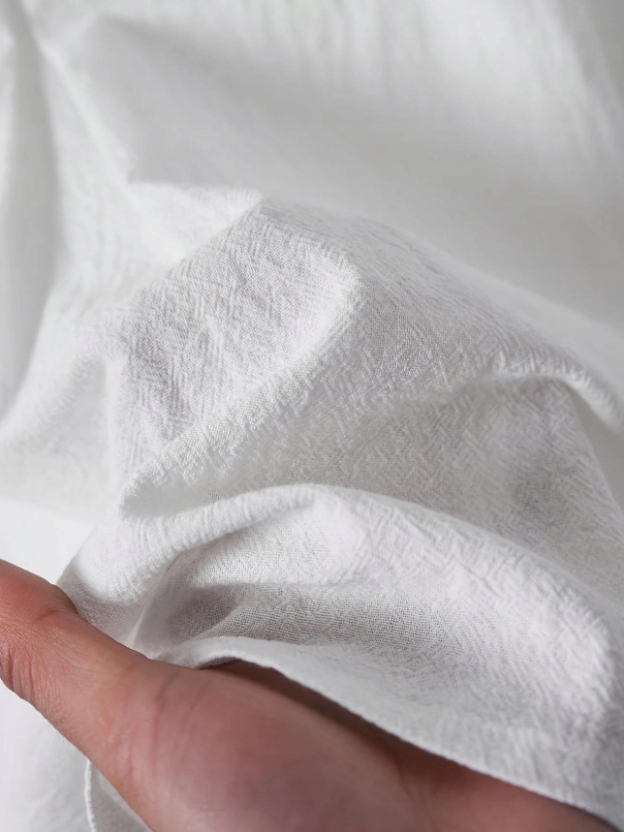 Elegant and fashionable solid color lace loose shirt