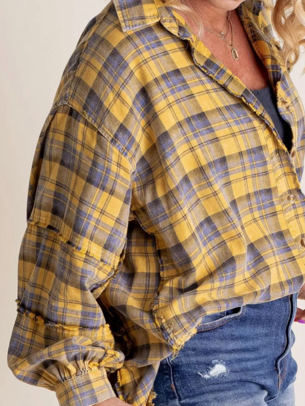 Women's autumn and winter loose plaid shirt with raw edge lantern sleeves