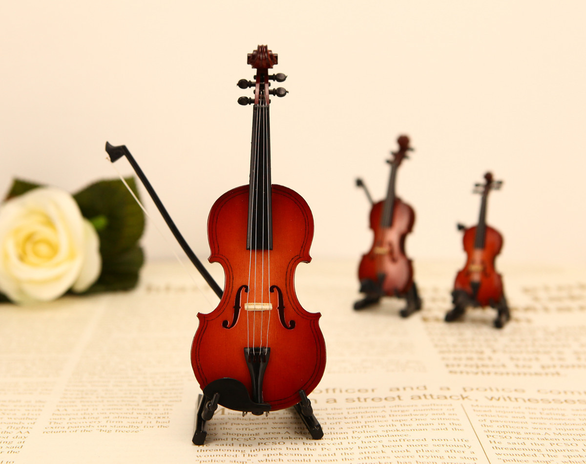 ✨Playable Tiny Violin Figurine
