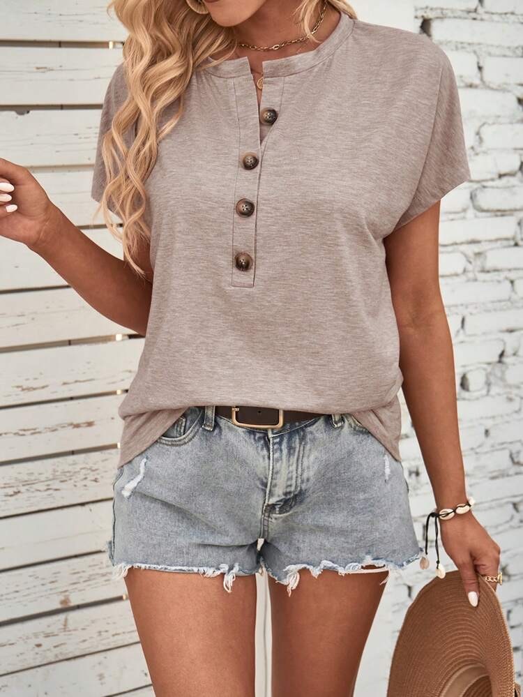 Solid Color Buttoned Fashionable Short-sleeved T-shirt