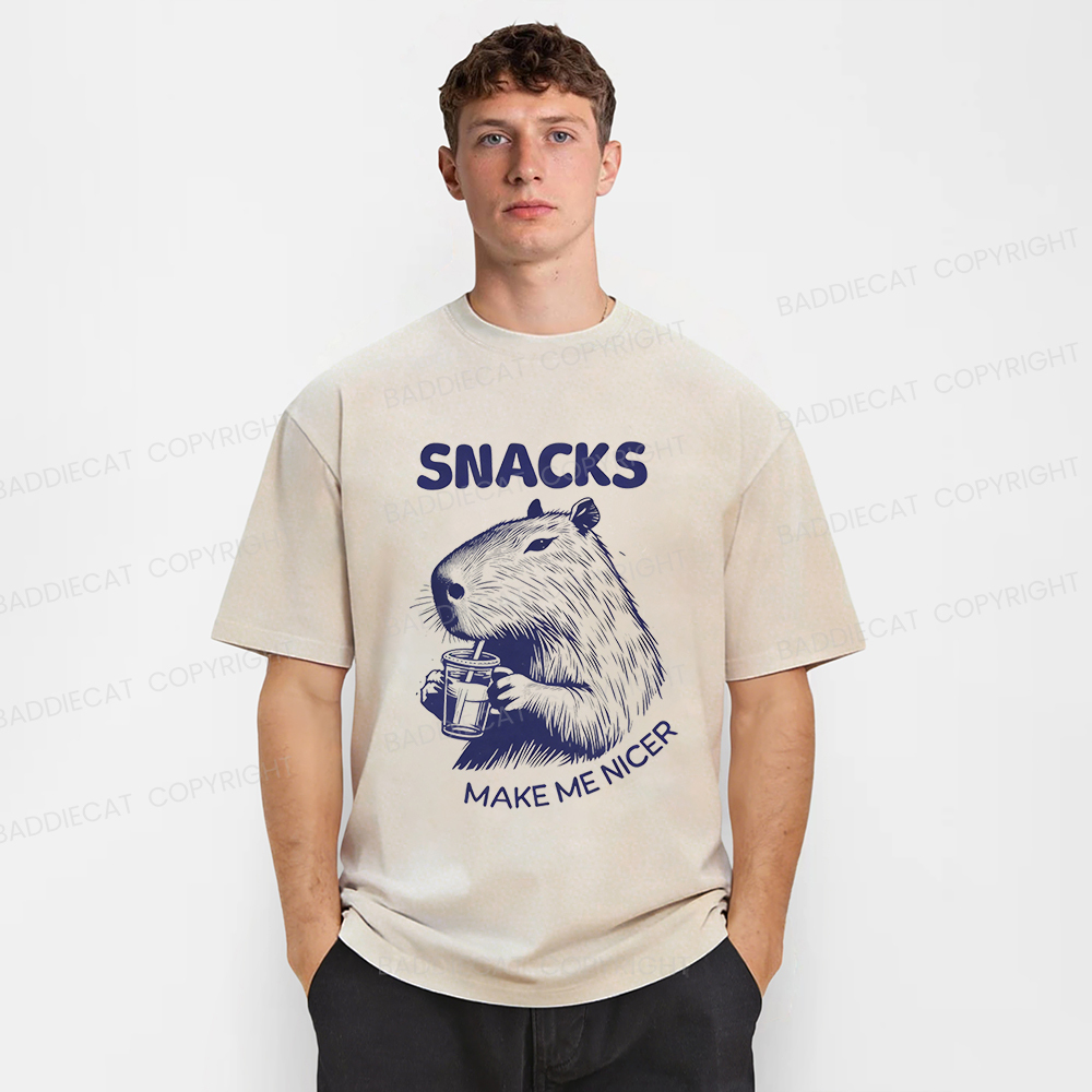 Baddiecat Capybara Eating Snacks Washed T-shirt