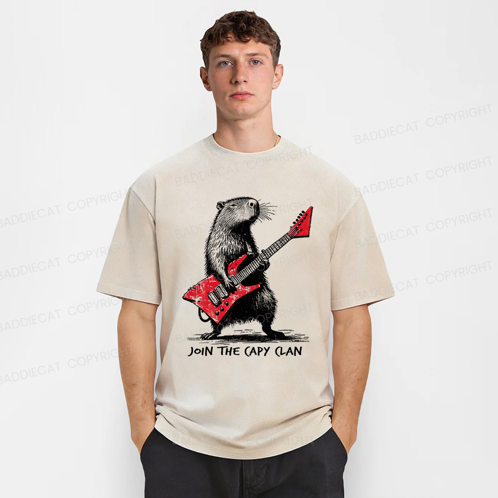 Baddiecat Capybara Rock Washed T-shirt