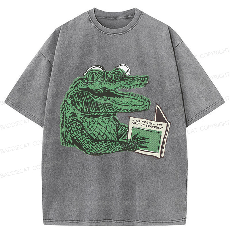 Baddiecat Mastering The Art Of Sunbathing Washed T-shirt