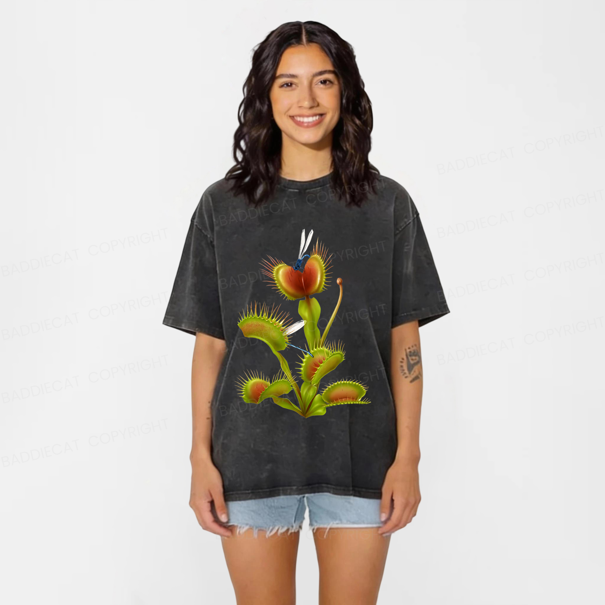 Baddiecat Venus Flytrap Washed T-shirt