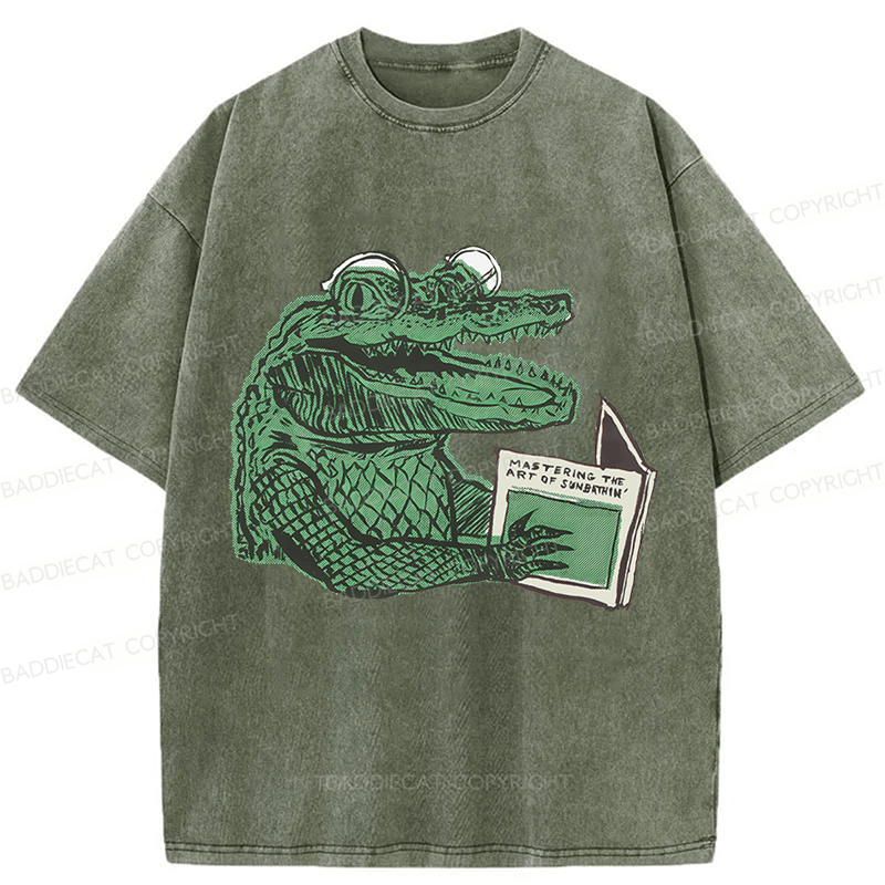 Baddiecat Mastering The Art Of Sunbathing Washed T-shirt