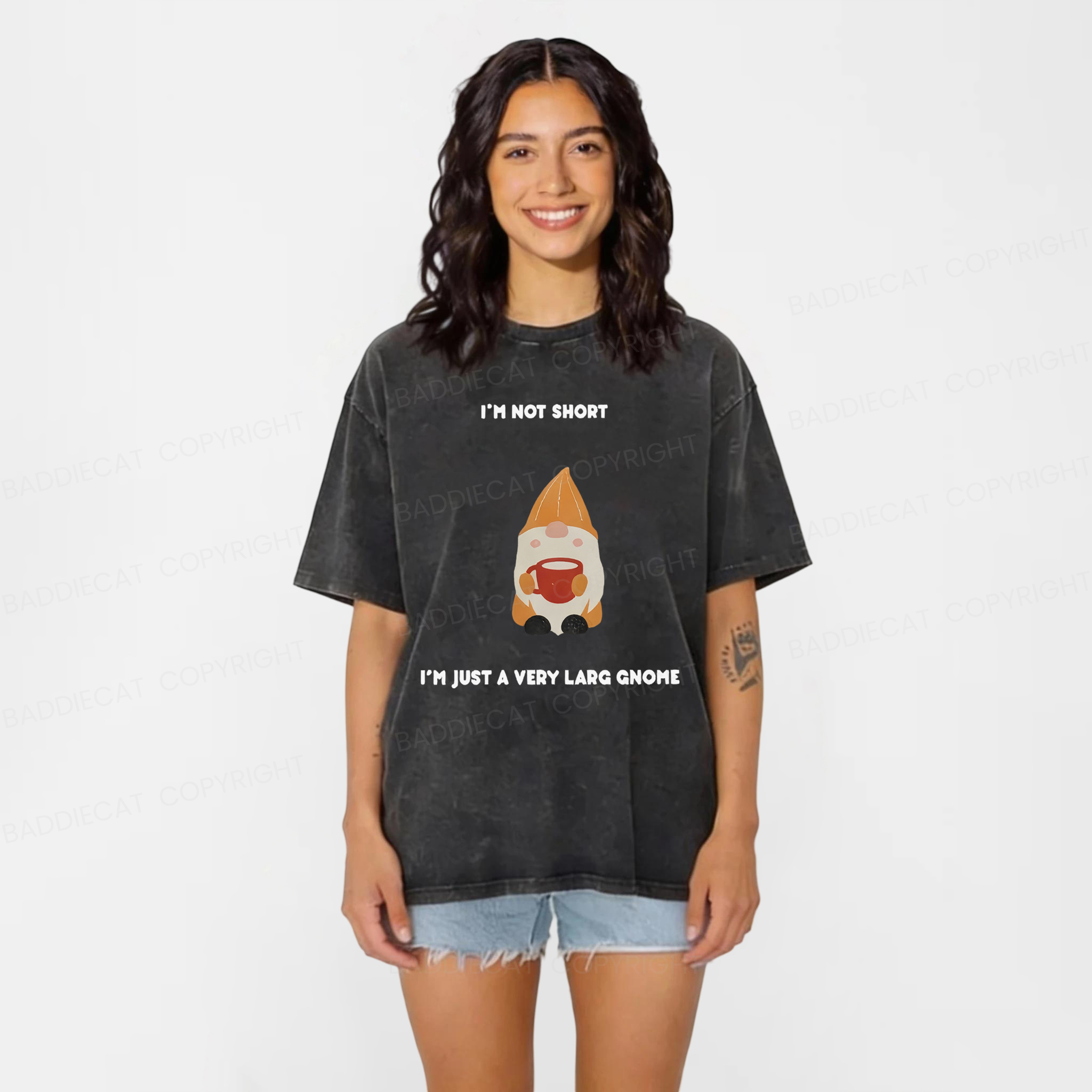 Baddiecat I'm Not Short Washed T-shirt