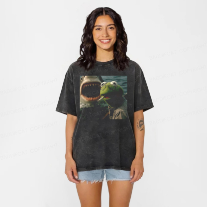 Baddiecat Shark Attack Parody Smoking Frog Washed T-shirt