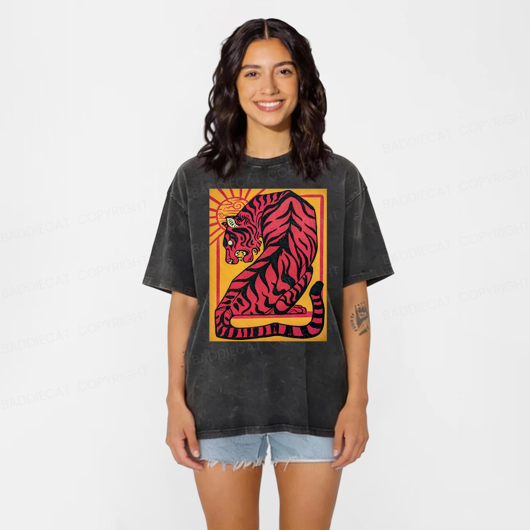 Baddiecat Japanese Tiger Graphic Washed T-shirt