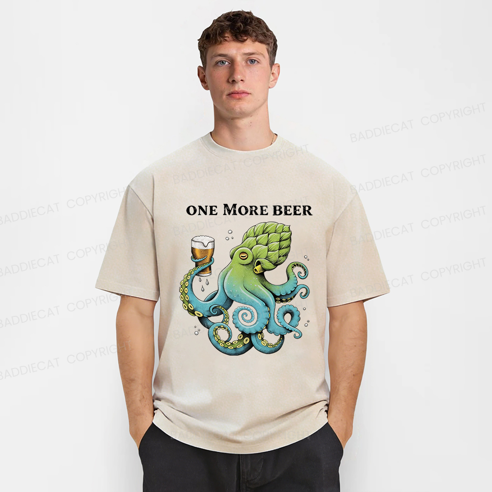 Baddiecat An Octopus Drinks Beer Washed T-shirt
