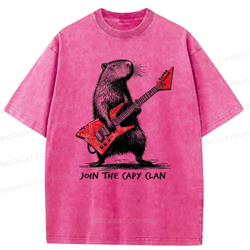 Baddiecat Capybara Rock Washed T-shirt