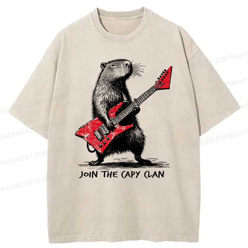Baddiecat Capybara Rock Washed T-shirt