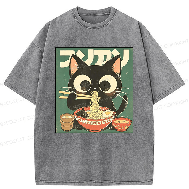 Baddiecat The Cat Eats Noodles Washed T-shirt