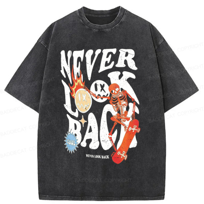 Baddiecat Never Look Back Washed T-shirt