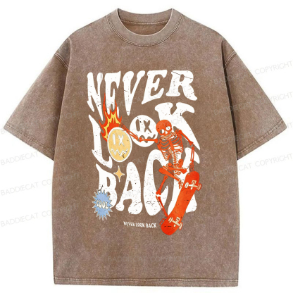 Baddiecat Never Look Back Washed T-shirt