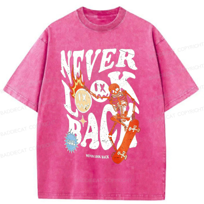 Baddiecat Never Look Back Washed T-shirt