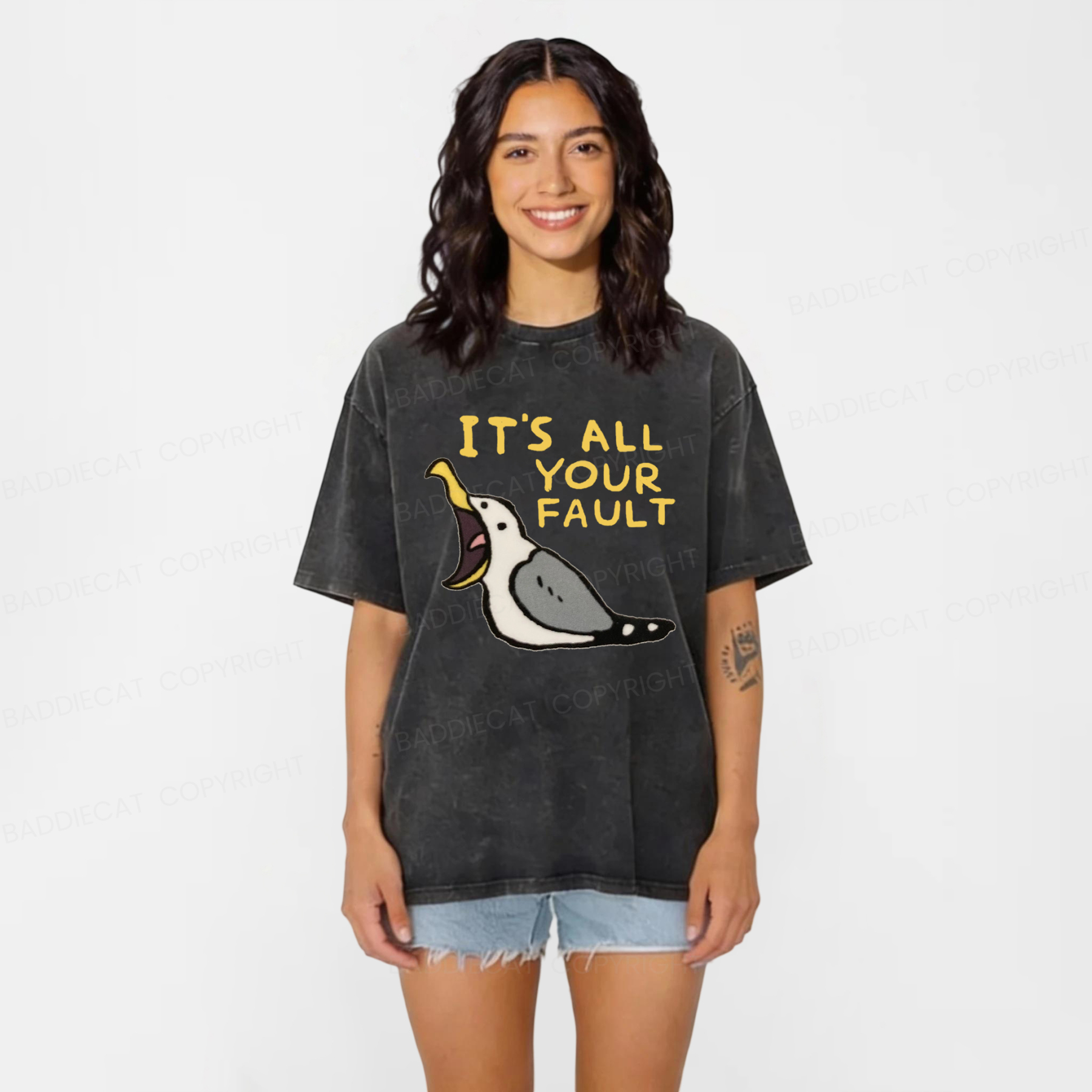 Baddiecat Angry Seagull Washed T-shirt