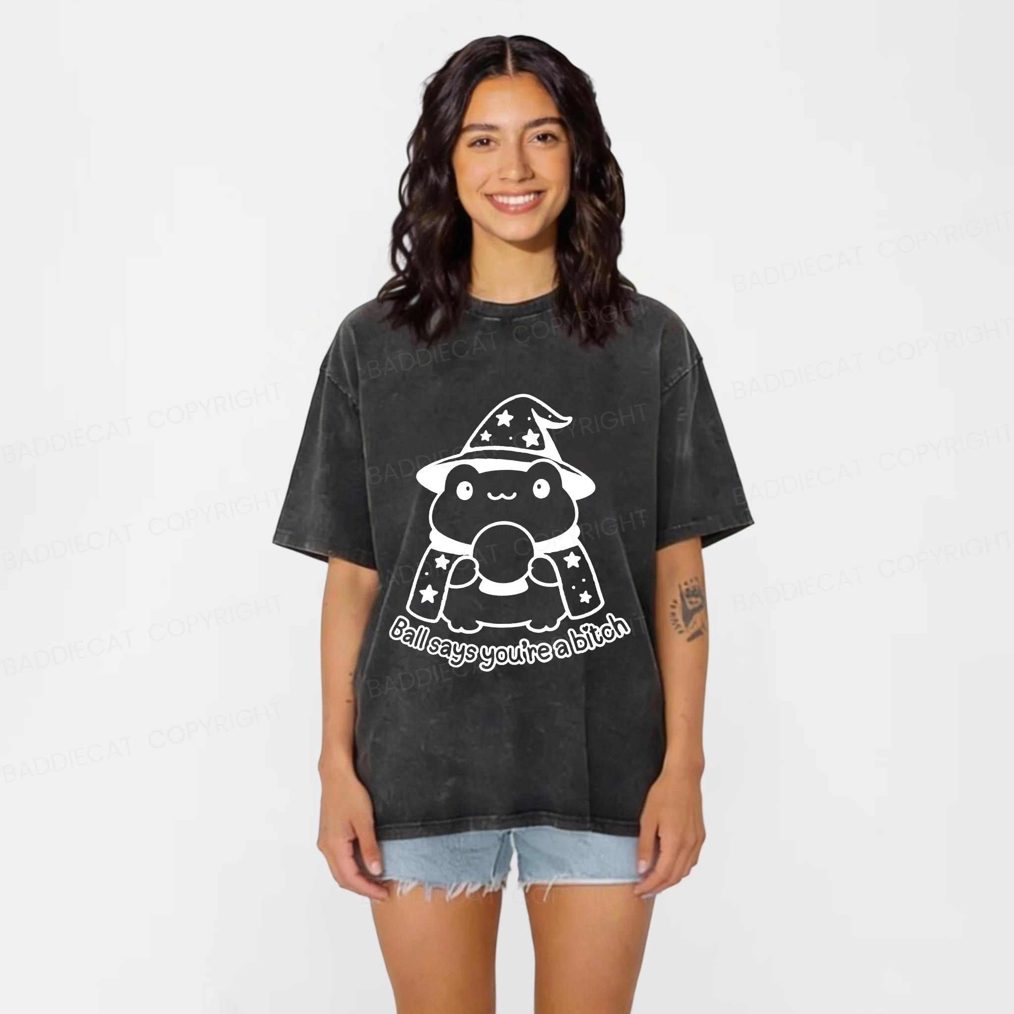 Baddiecat Naive Frog Washed T-shirt