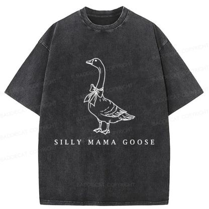 Baddiecat One Silly Goose Mom Washed T-shirt
