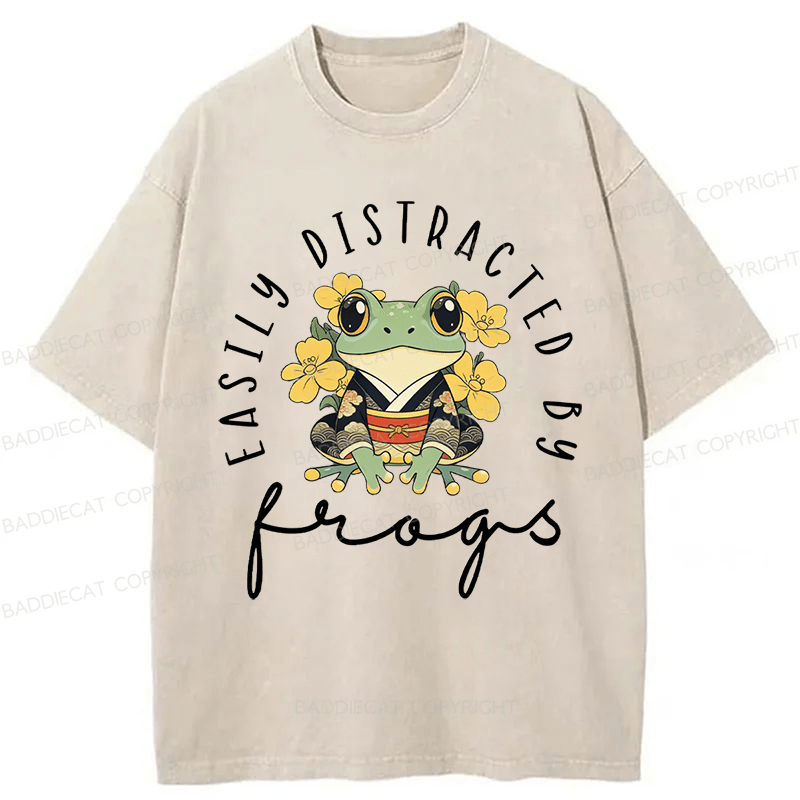 Baddiecat Easily Distracted By Frogs Washed T-shirt