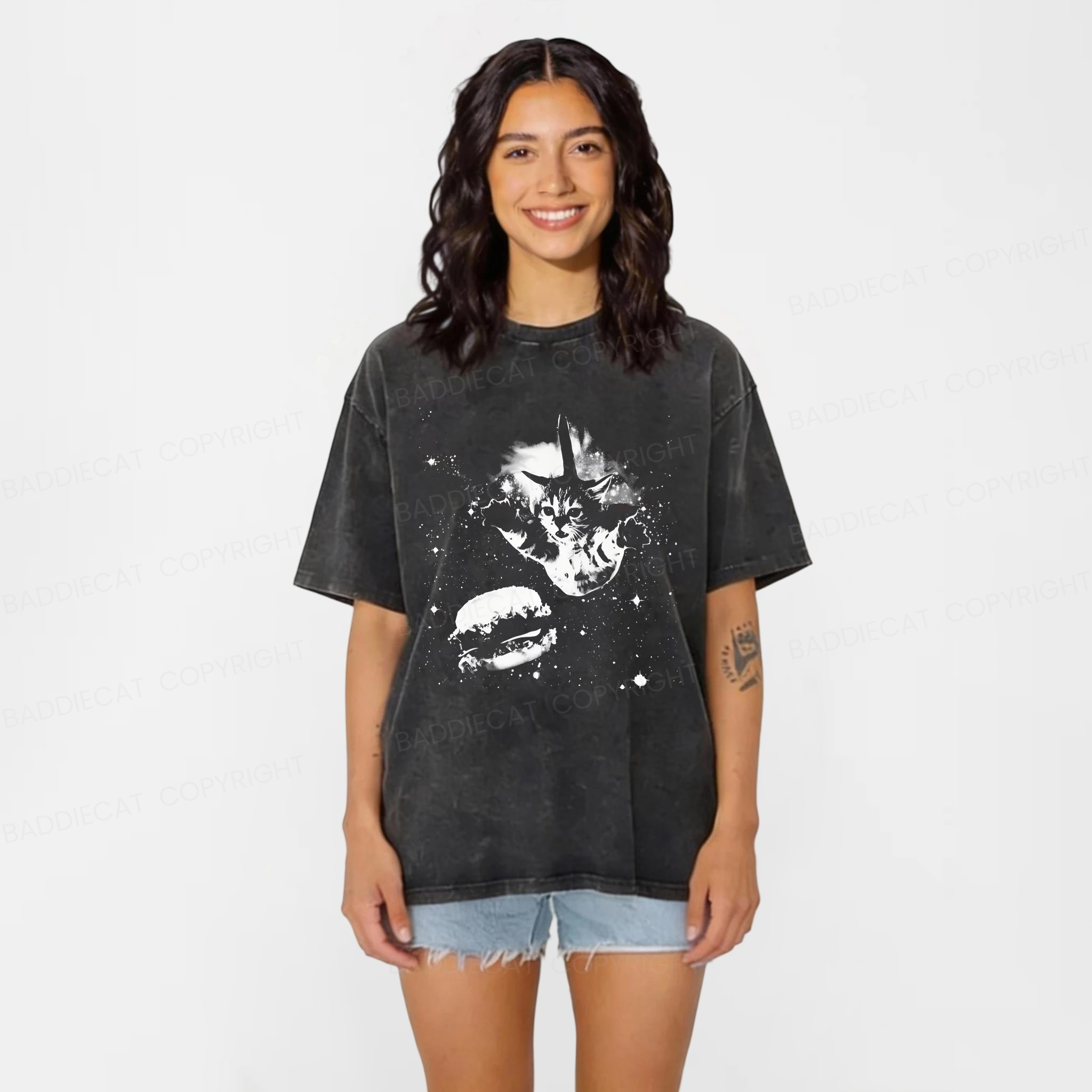 Baddiecat Cat Burger Washed T-shirt