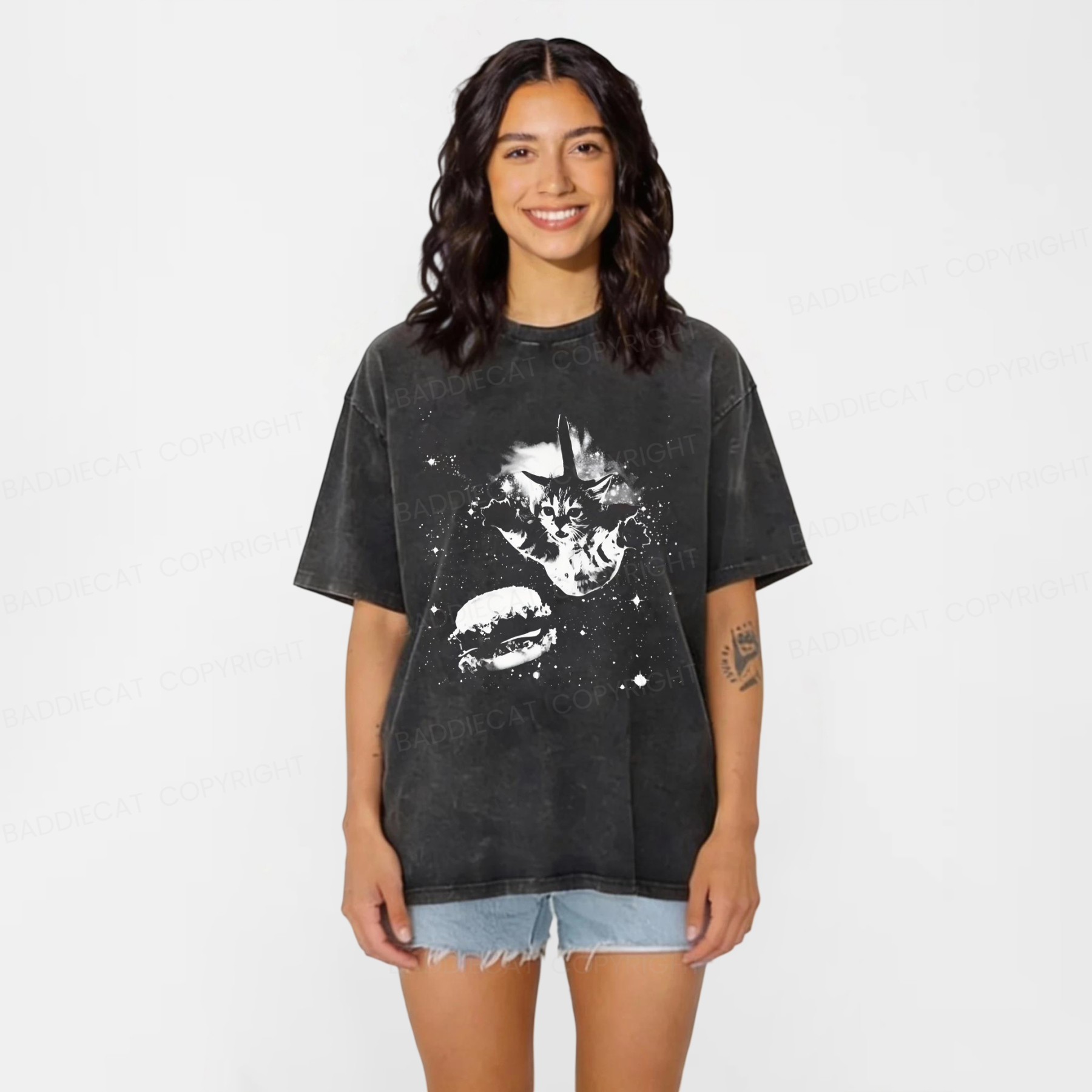 Baddiecat Cat Burger Washed T-shirt