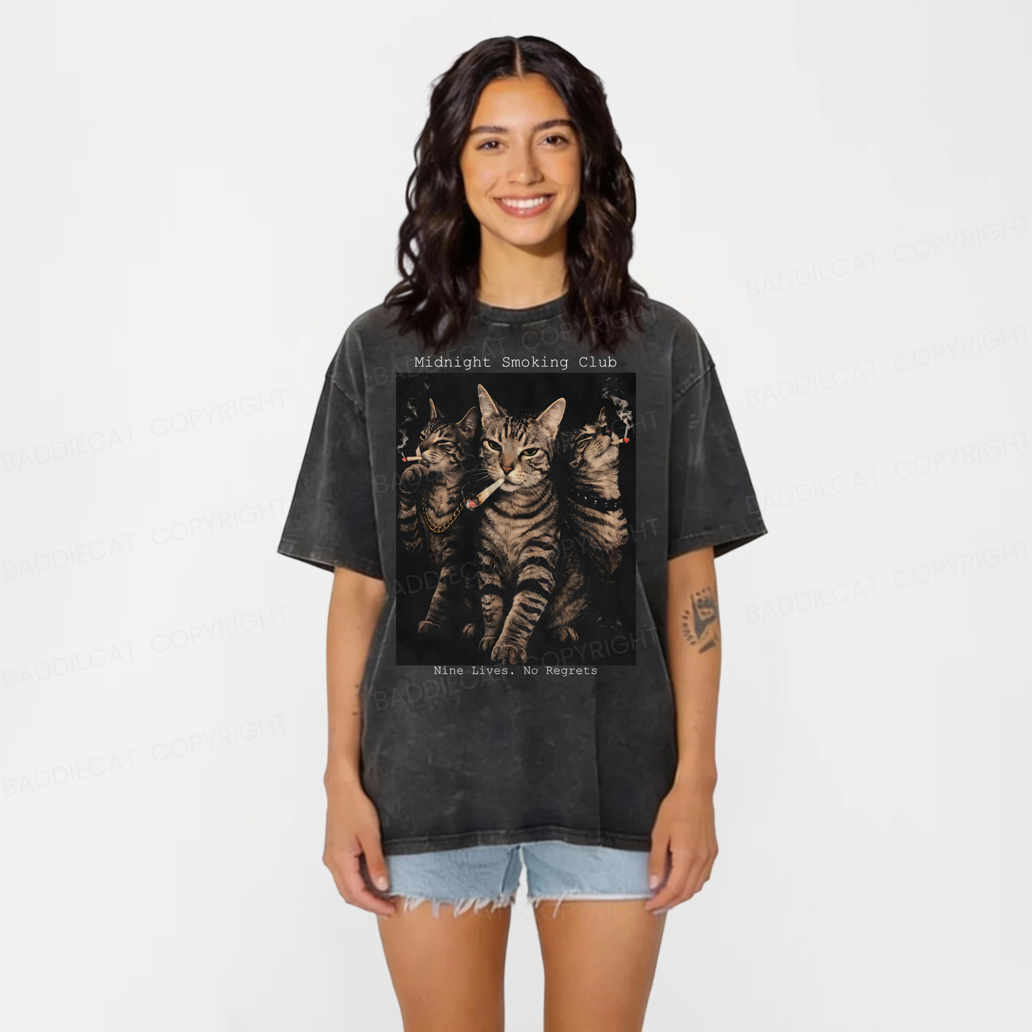 Baddiecat Vintage Smoking Cats Washed T-shirt