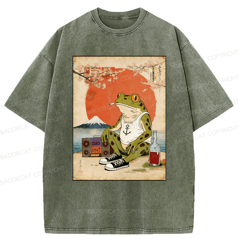 Baddiecat Japanese Style Frog Washed T-shirt