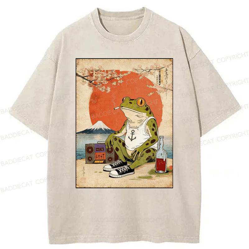 Baddiecat Japanese Style Frog Washed T-shirt