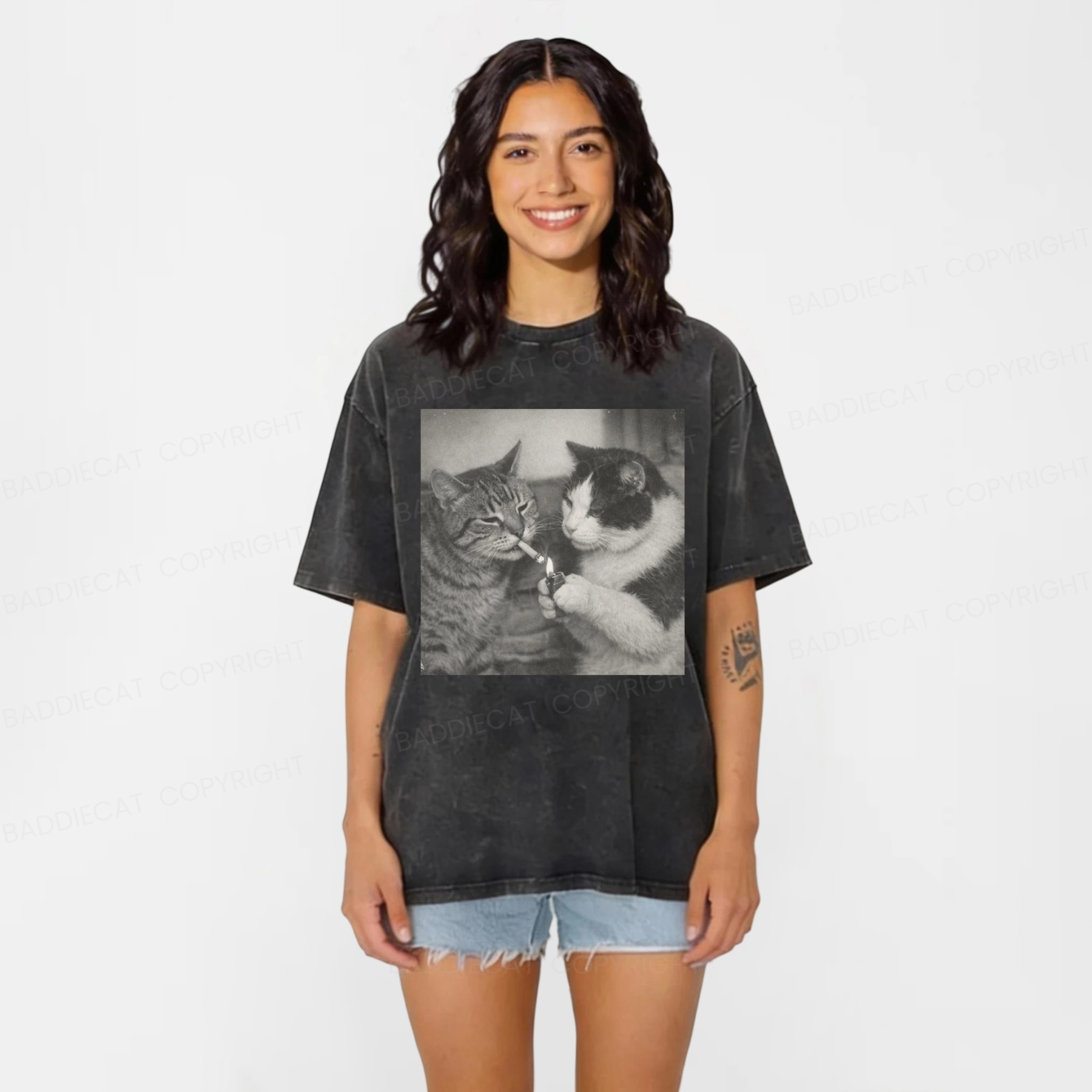 Baddiecat Funny Cat Smoking Washed T-shirt