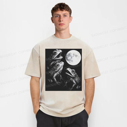 Baddiecat Frogs Howling To Moon Washed T-shirt