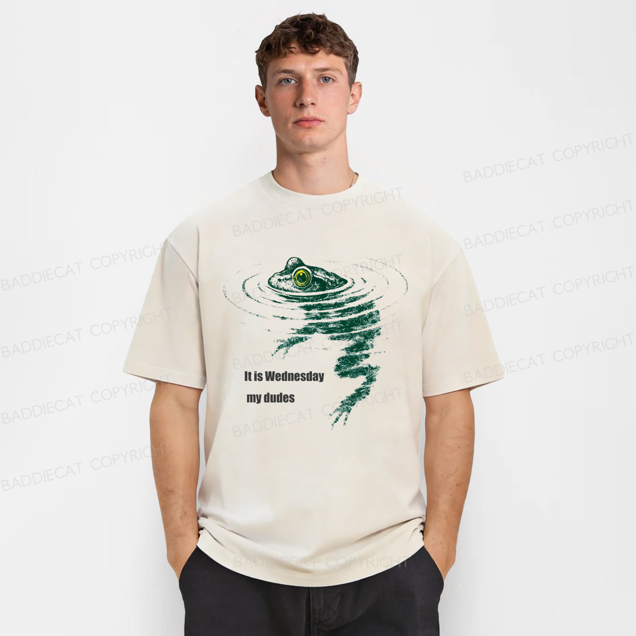 Baddiecat Frog Swimming Washed T-shirt