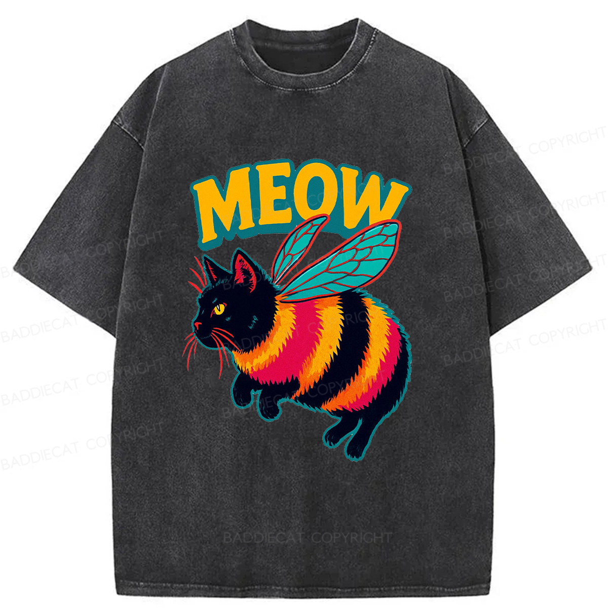 Baddiecat Bee Cat Washed T-shirt
