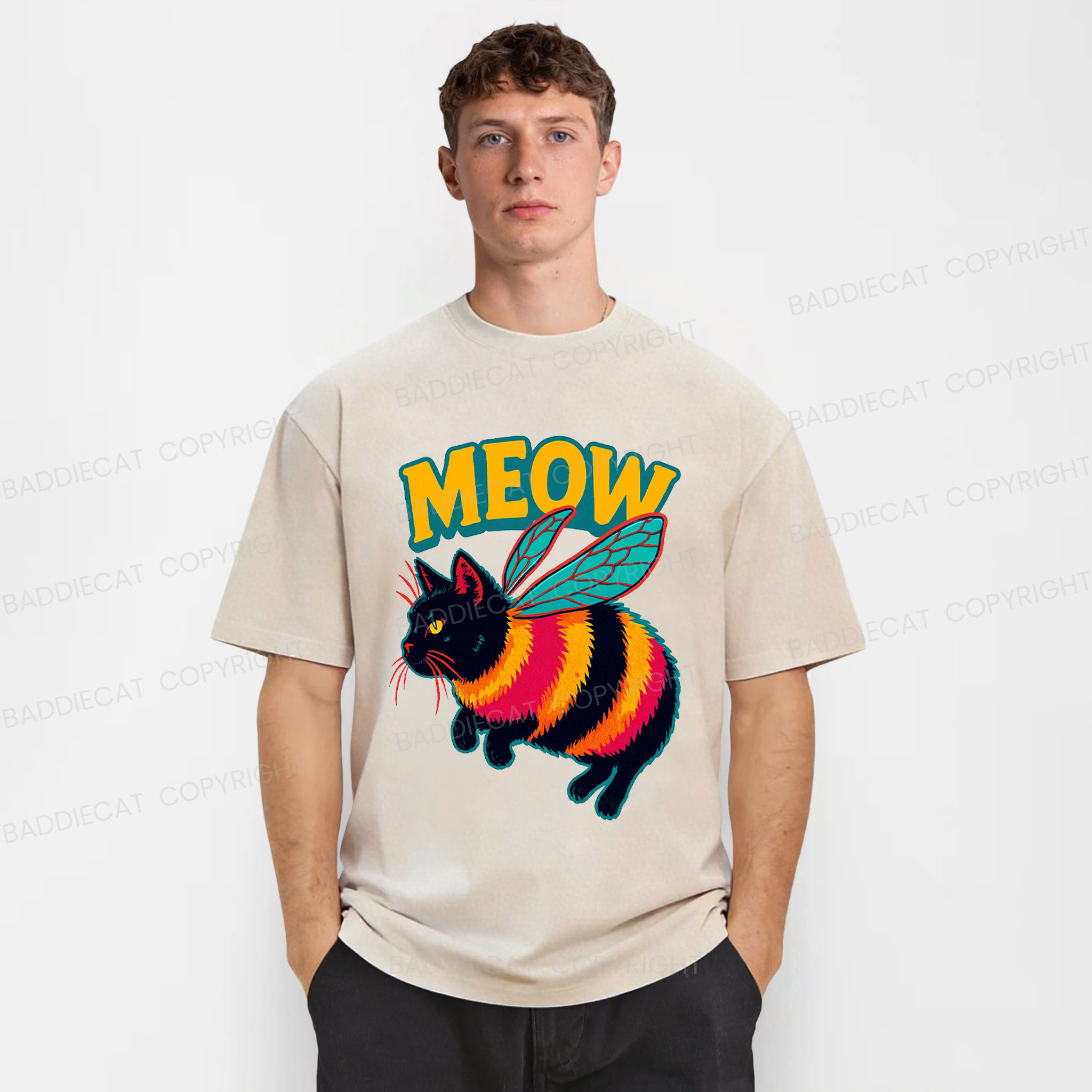 Baddiecat Bee Cat Washed T-shirt