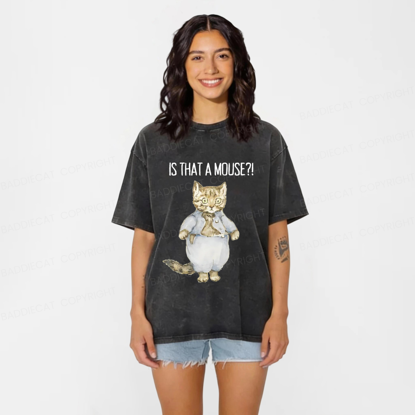 Baddiecat Startled Cat Washed T-shirt