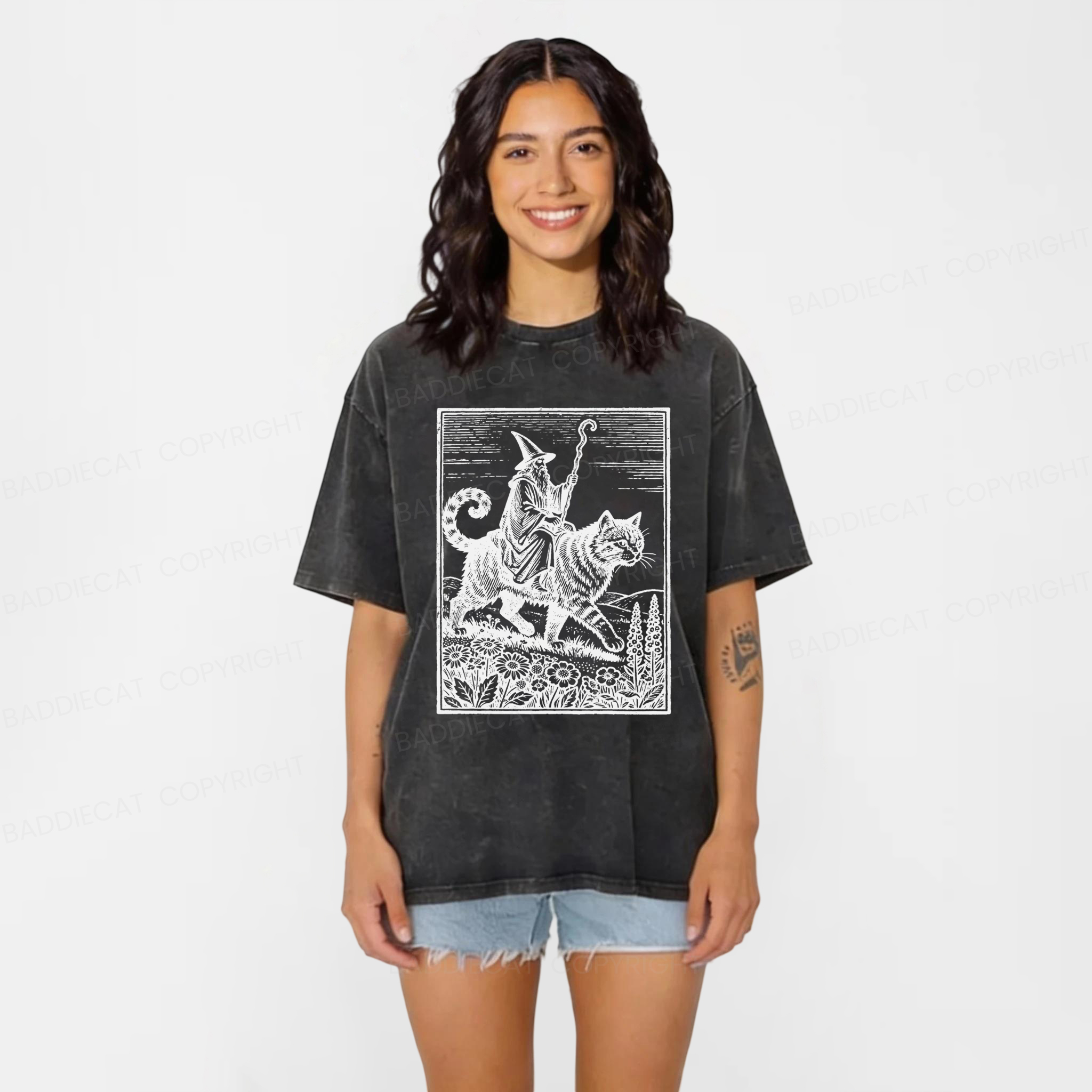 Baddiecat Funny Wizard Cat Rider Washed T-shirt
